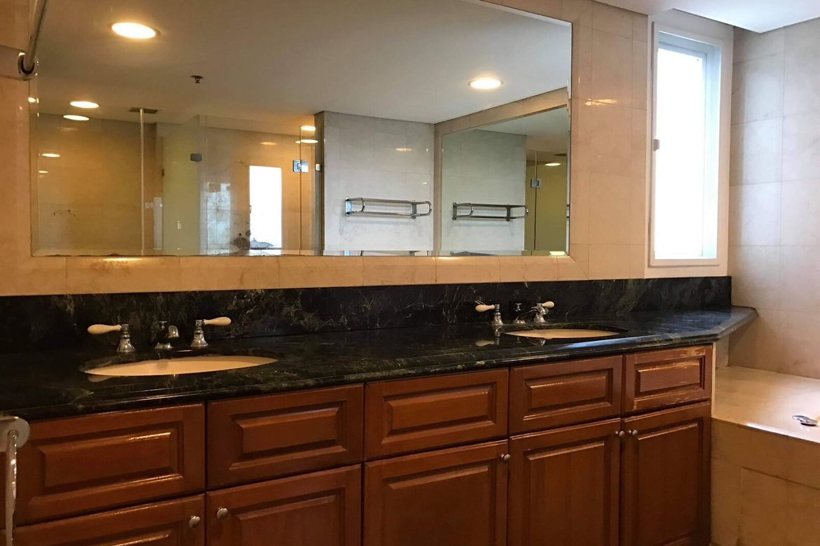 3 Bedroom Condo for Rent in One Roxas Triangle Tower, Urdaneta, Makati, Metro Manila near MRT-3 Buendia photo 7