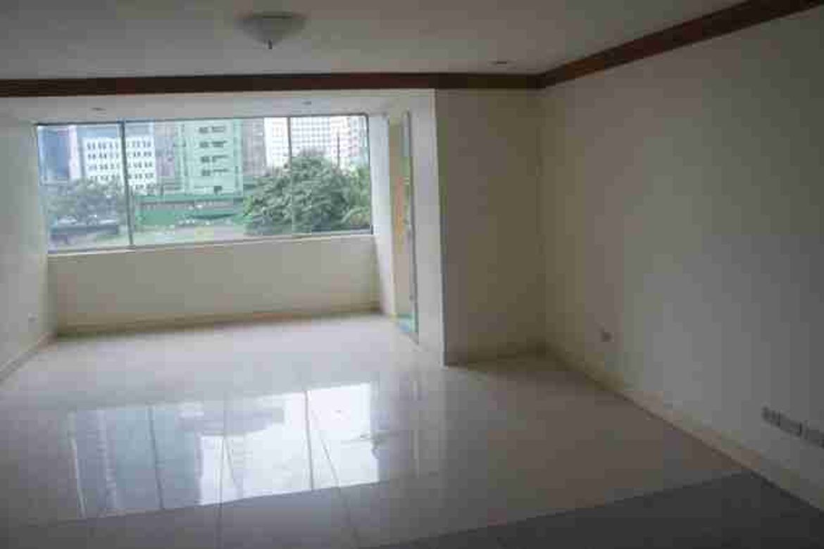 3 Bedroom Condo for Rent in Parc Chateau, San Antonio, Pasig, Metro Manila near MRT-3 Ortigas