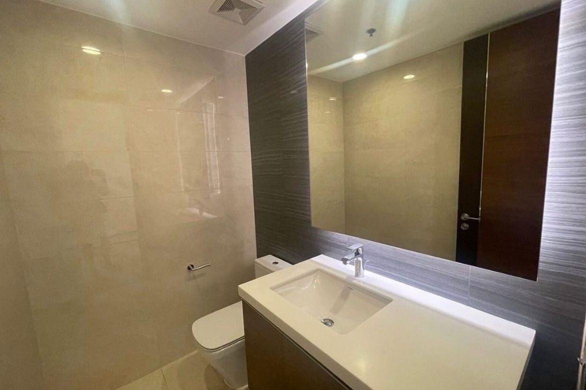 3 Bedroom Condo for Rent in Two Roxas Triangle, Urdaneta, Makati, Metro Manila near MRT-3 Buendia photo 5