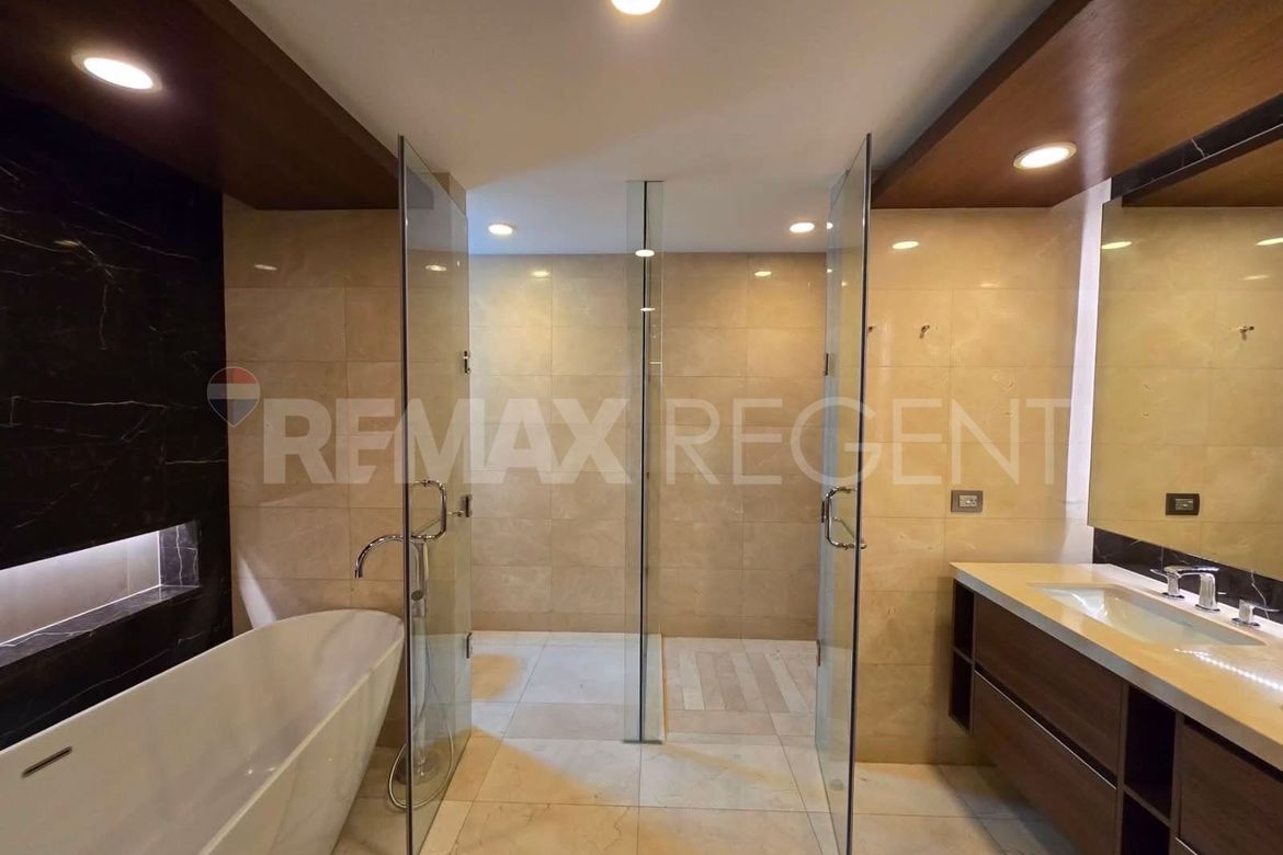 3 Bedroom Condo for Rent in Urdaneta, Makati, Metro Manila near MRT-3 Buendia photo 3