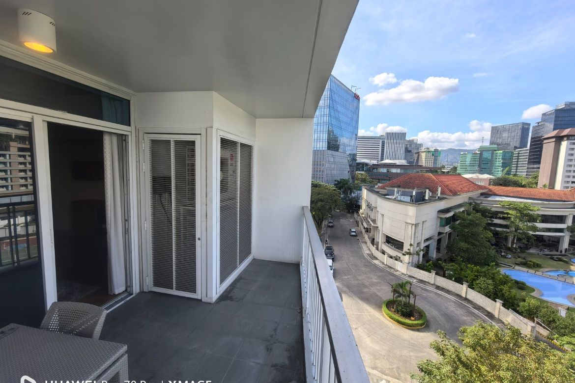 3 Bedroom Condo for Sale in 1016 Residences, Hippodromo, Cebu City, Cebu