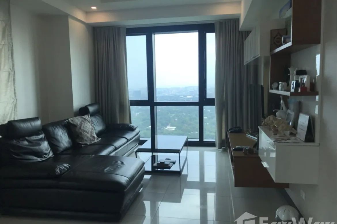 3 Bedroom Condo for Sale in 8 Forbestown Centre, BGC, Taguig – photo 6
