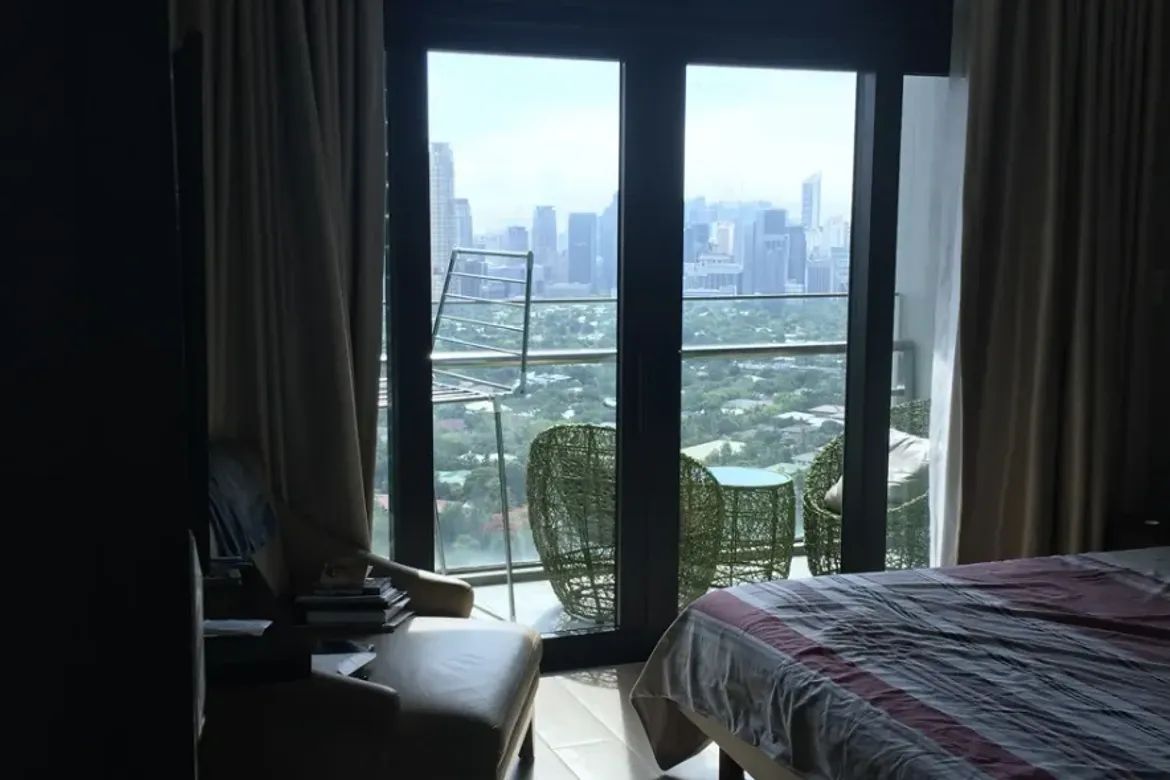 3 Bedroom Condo for Sale in 8 Forbestown Centre, BGC, Taguig – photo 13