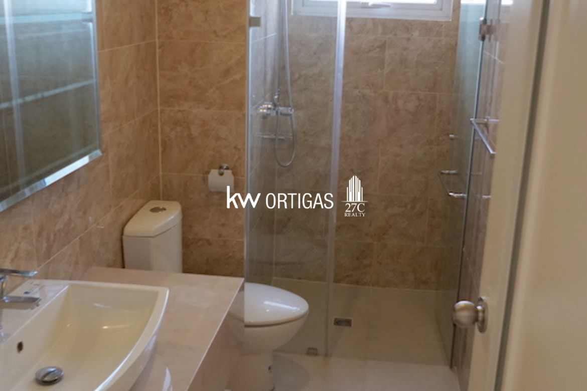 3 Bedroom Condo for Sale in Addition Hills, San Juan, Metro Manila – photo 5