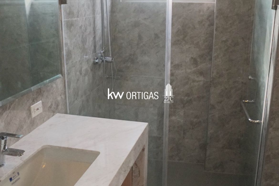3 Bedroom Condo for Sale in Addition Hills, San Juan, Metro Manila – photo 7