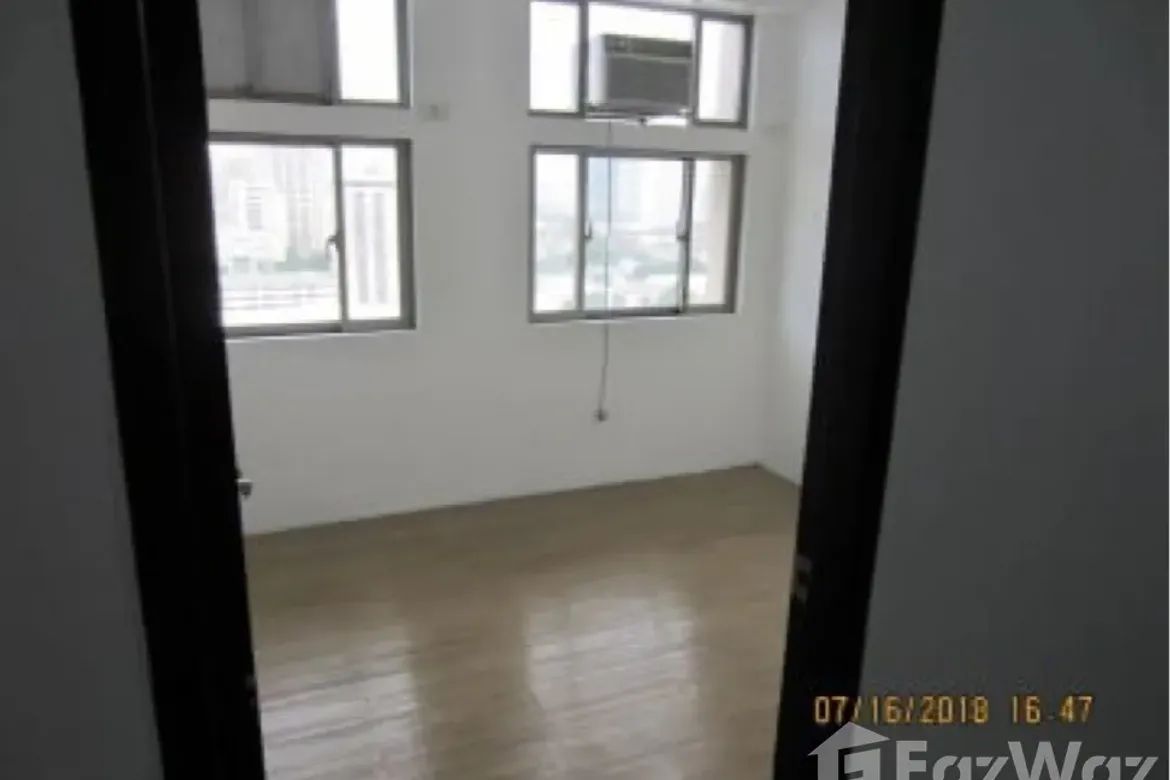 3 Bedroom Condo for Sale in Adriatico Place, Malate, Manila, Metro Manila near LRT-1 Vito Cruz – photo 8
