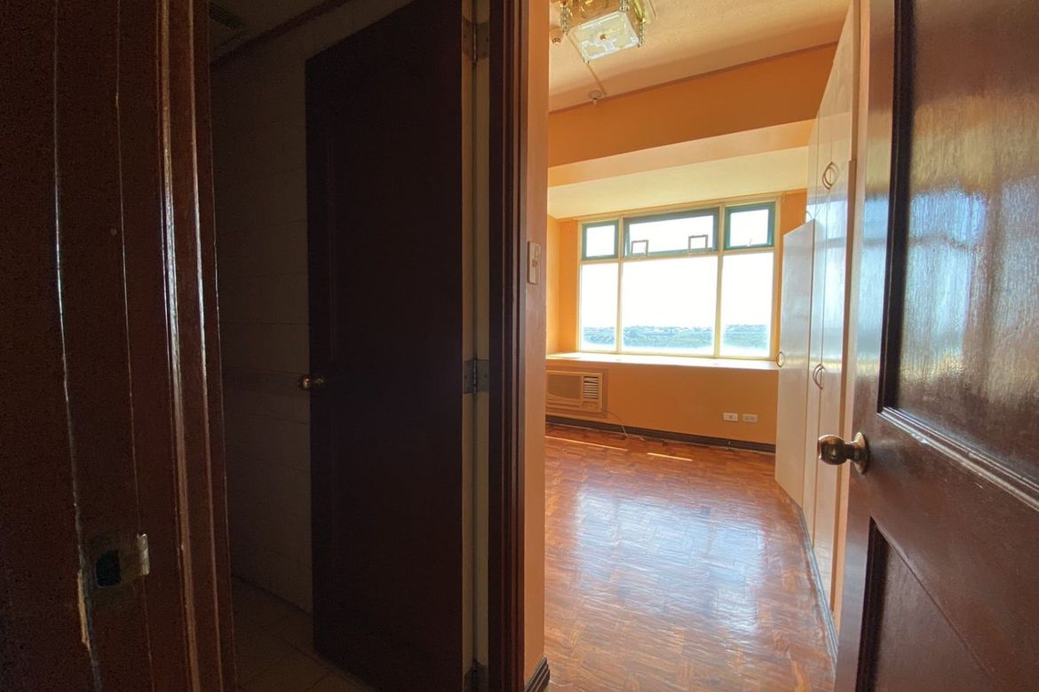 3 Bedroom Condo for Sale in Alabang, Muntinlupa, Metro Manila – photo 3