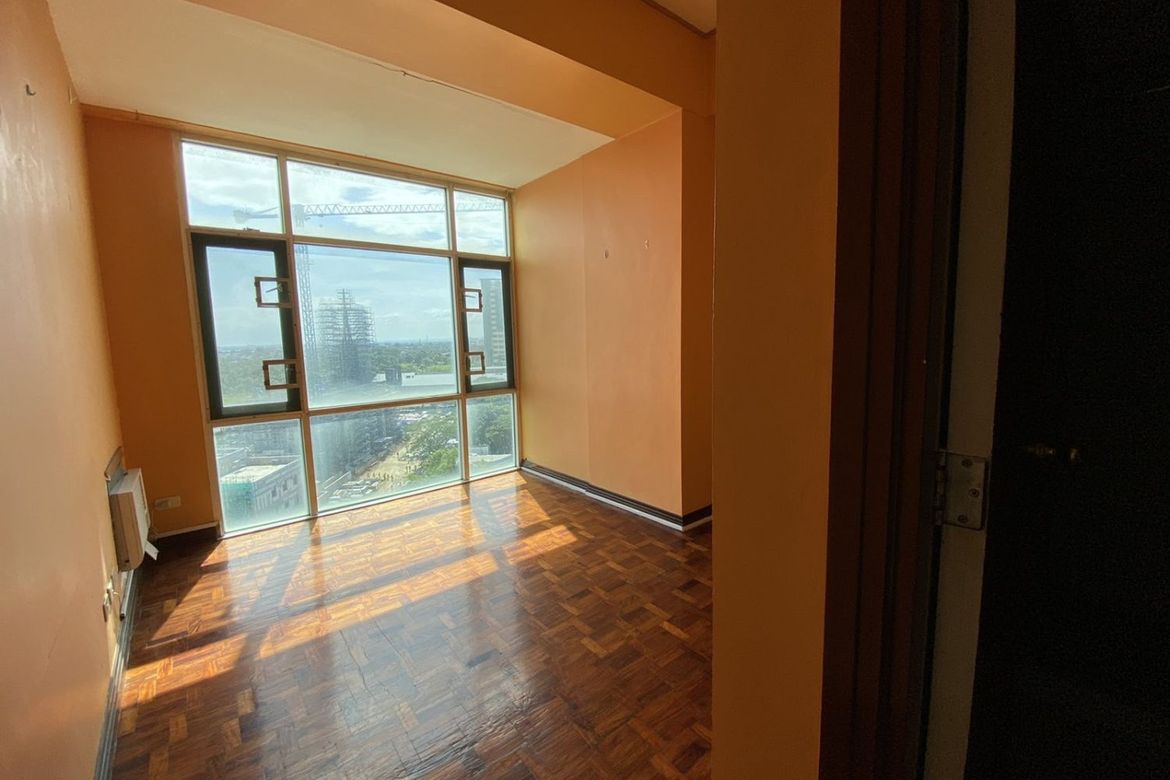 3 Bedroom Condo for Sale in Alabang, Muntinlupa, Metro Manila – photo 6