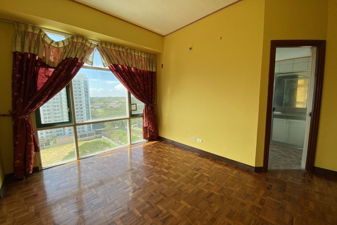 3 Bedroom Condo for Sale in Alabang, Muntinlupa, Metro Manila – photo 8