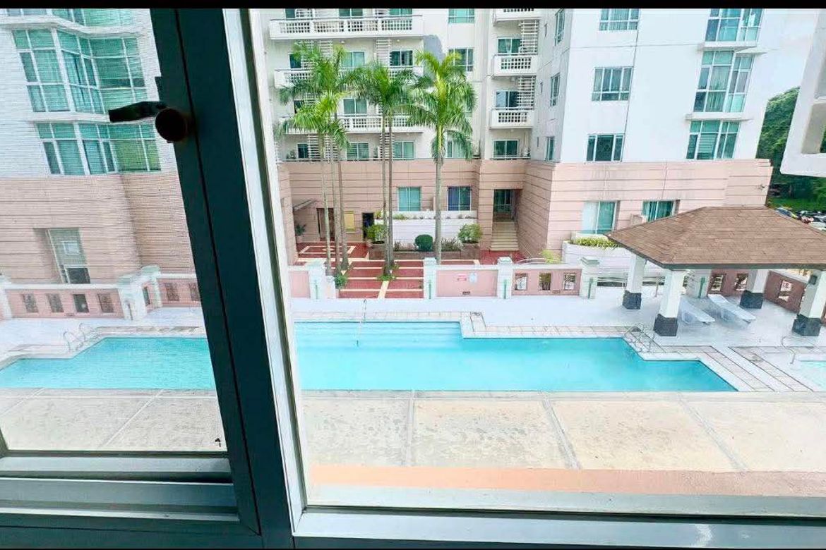 3 Bedroom Condo for Sale in Alabang, Muntinlupa, Metro Manila – photo 4