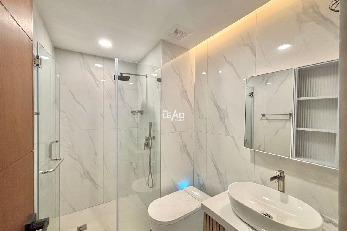 3 Bedroom Condo for Sale in Alabang, Muntinlupa, Metro Manila – photo 3