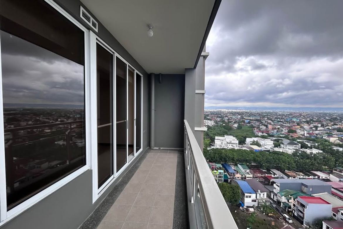 3 Bedroom Condo for Sale in Alder Residences, San Miguel, Taguig, Metro Manila – photo 7
