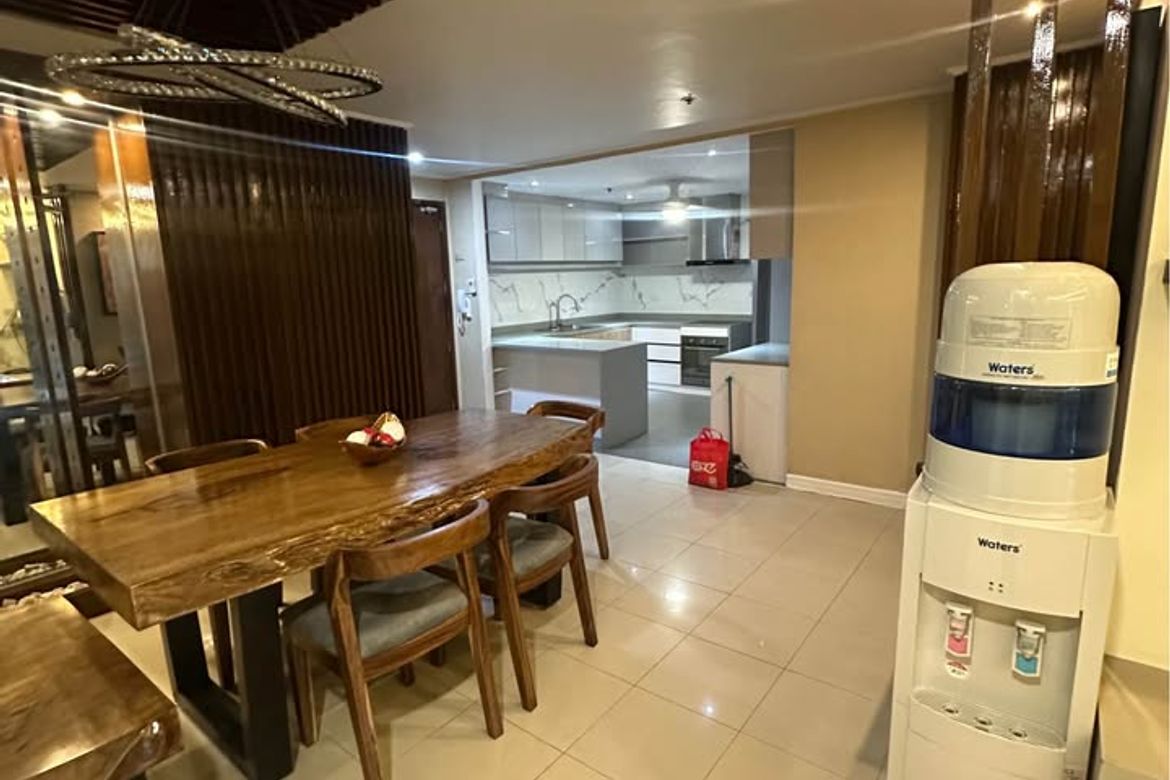 3 Bedroom Condo for Sale in Astoria Plaza, San Antonio, Pasig, Metro Manila near MRT-3 Shaw Boulevard – photo 4