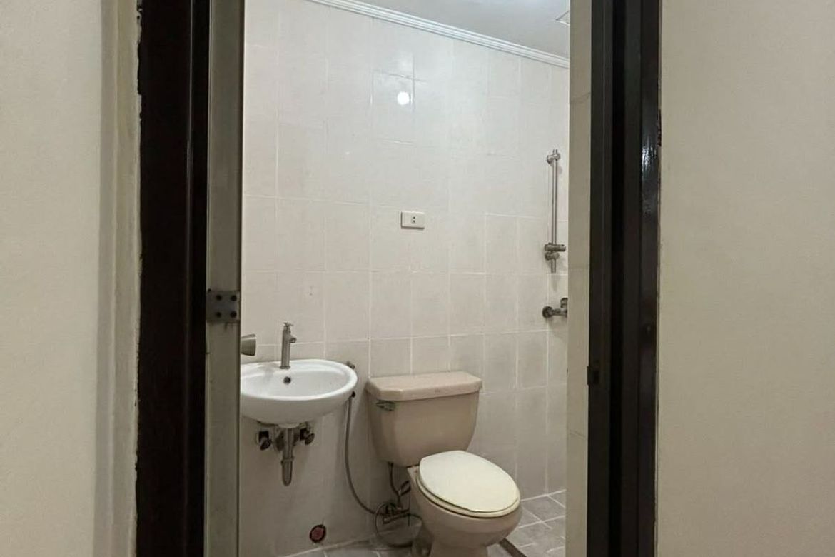3 Bedroom Condo for Sale in Barangay 45, Caloocan, Metro Manila near LRT-1 5th Avenue – photo 7