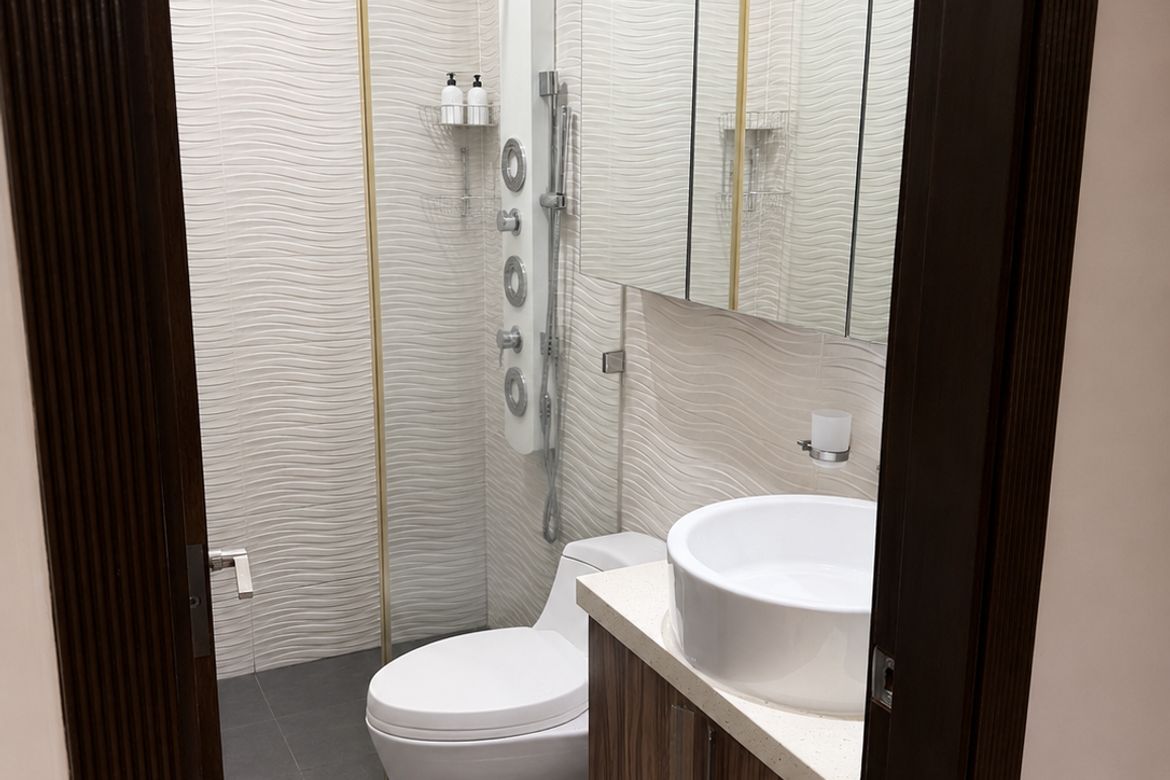 3 Bedroom Condo for Sale in Barangay 76, Pasay, Metro Manila near LRT-1 Libertad – photo 7