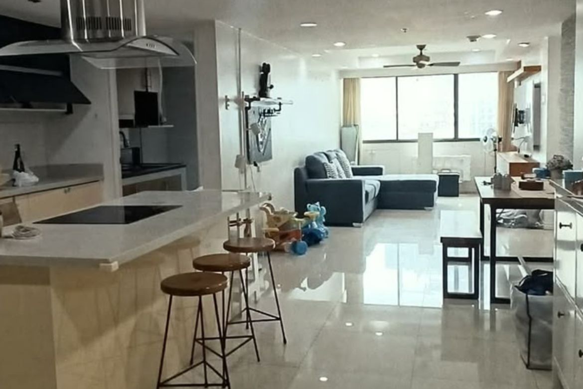 3 Bedroom Condo for Sale in Barangka Ilaya, Mandaluyong, Metro Manila near MRT-3 Boni – photo 7