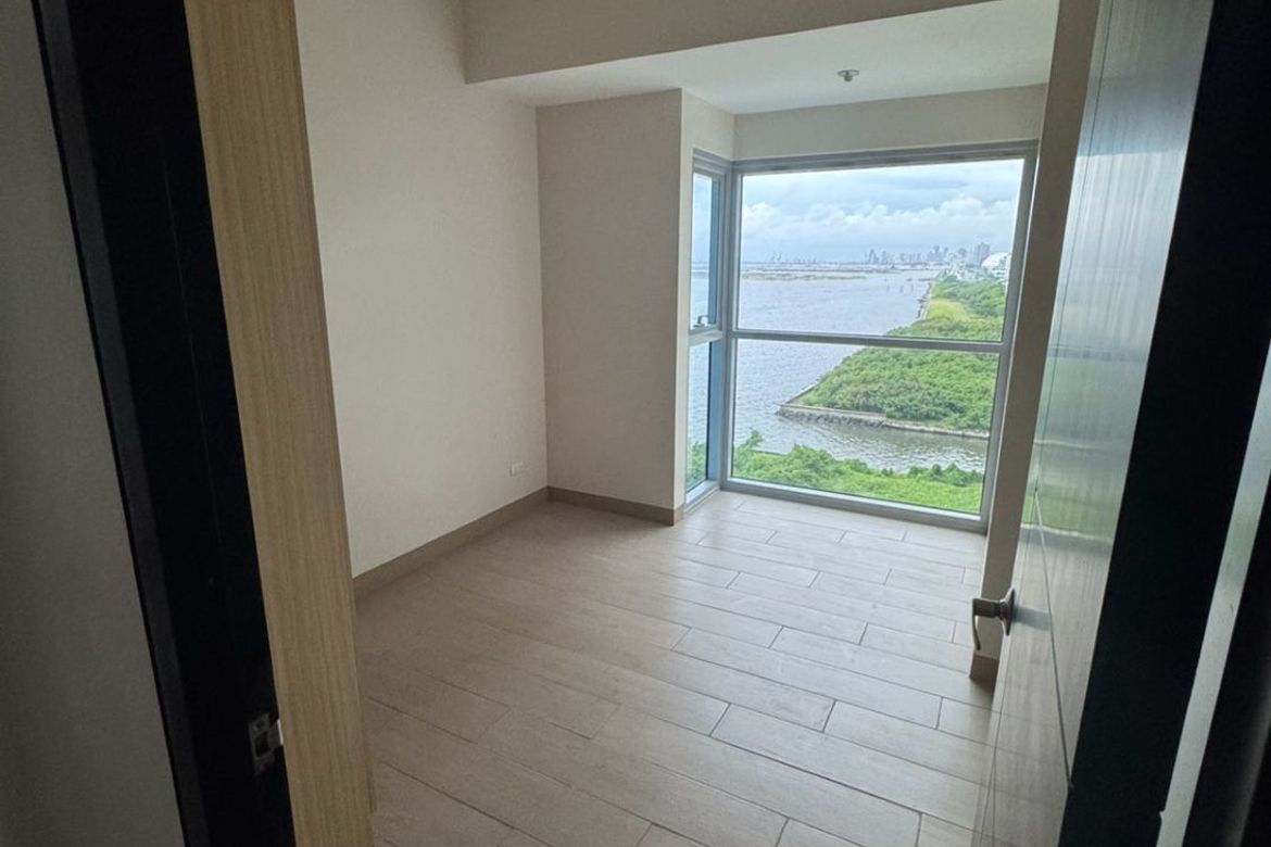 3 Bedroom Condo for Sale in Bayshore Residential Resort, Tambo, Parañaque, Metro Manila – photo 5