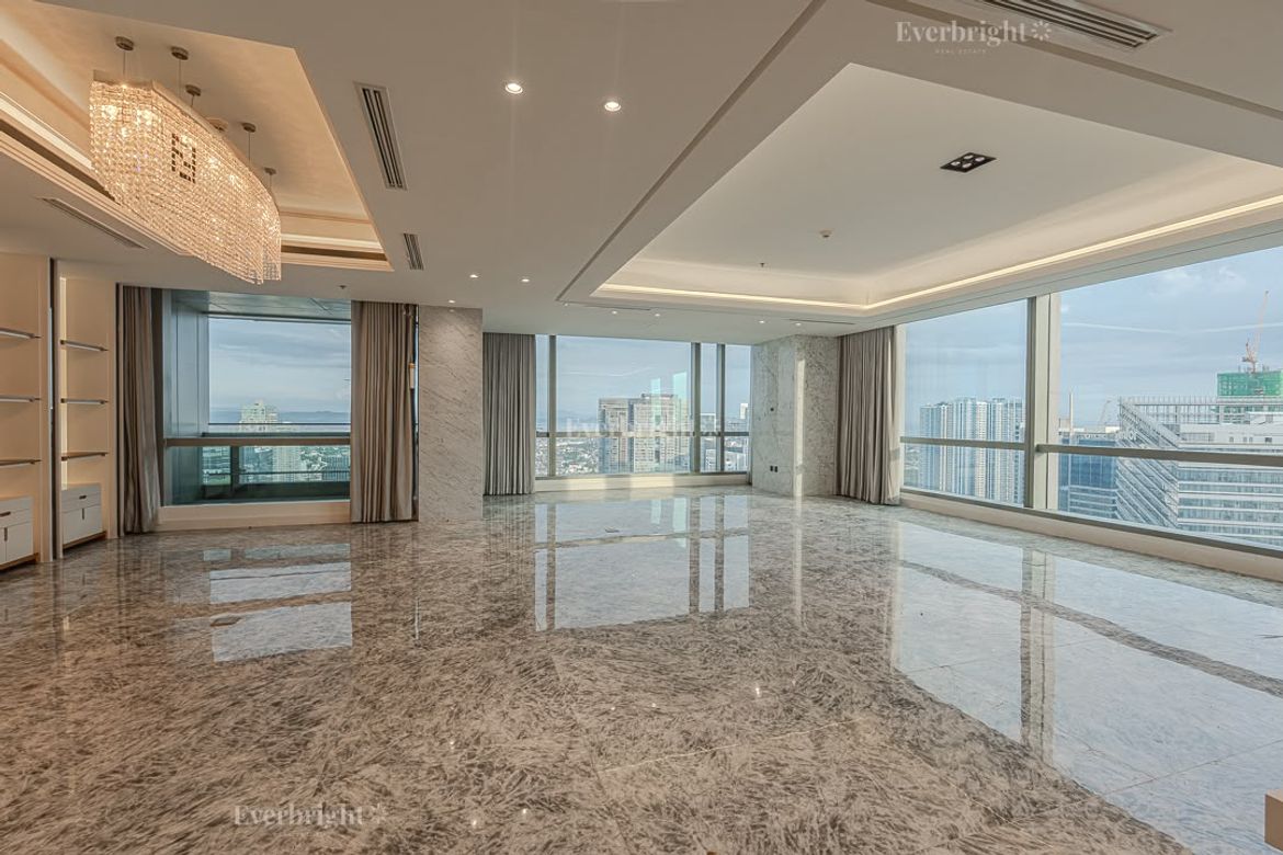 3 Bedroom Condo for Sale in BGC, Taguig