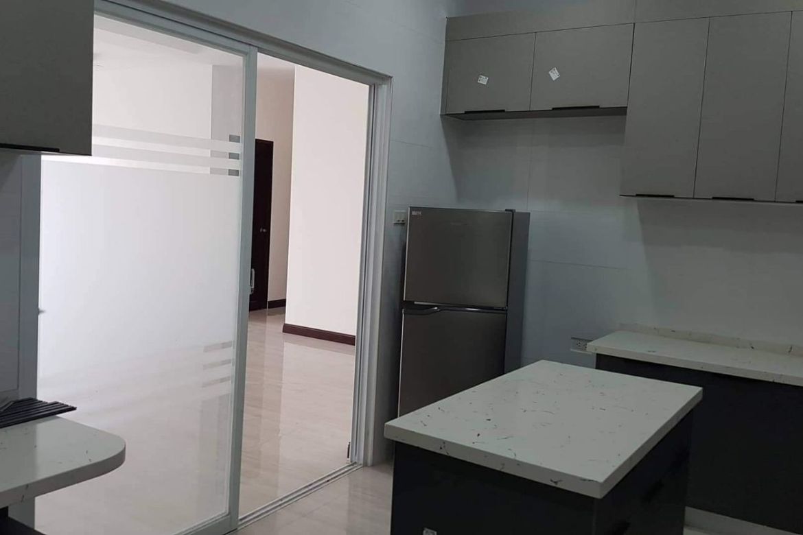 3 Bedroom Condo for Sale in Binondo, Manila, Metro Manila near LRT-1 Carriedo – photo 2