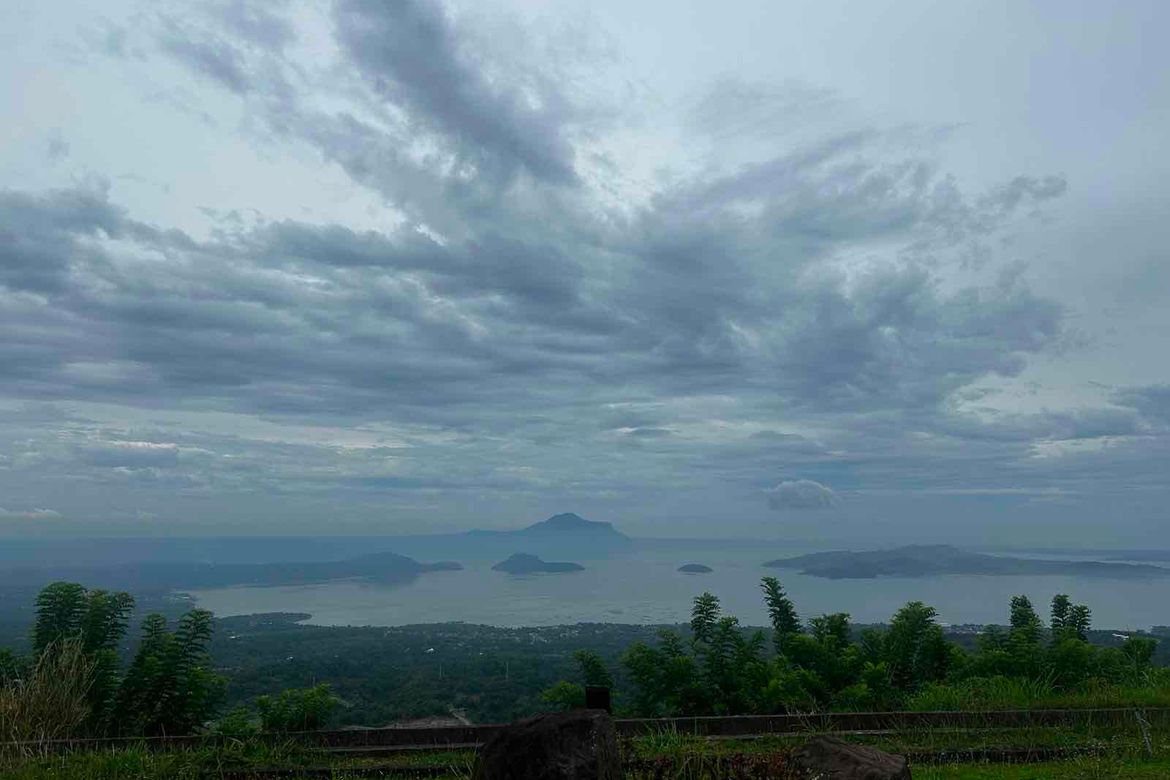 3 Bedroom Condo for Sale in Calabuso, Tagaytay, Cavite