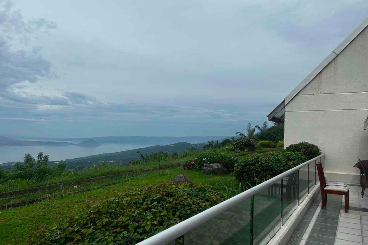 3 Bedroom Condo for Sale in Calabuso, Tagaytay, Cavite – photo 2