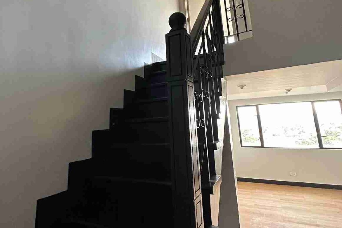 3 Bedroom Condo for Sale in Cambridge Village, San Andres, Cainta, Rizal – photo 2