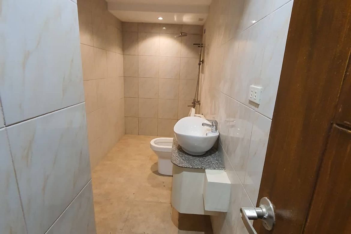 3 Bedroom Condo for Sale in Don Galo, Parañaque, Metro Manila – photo 7