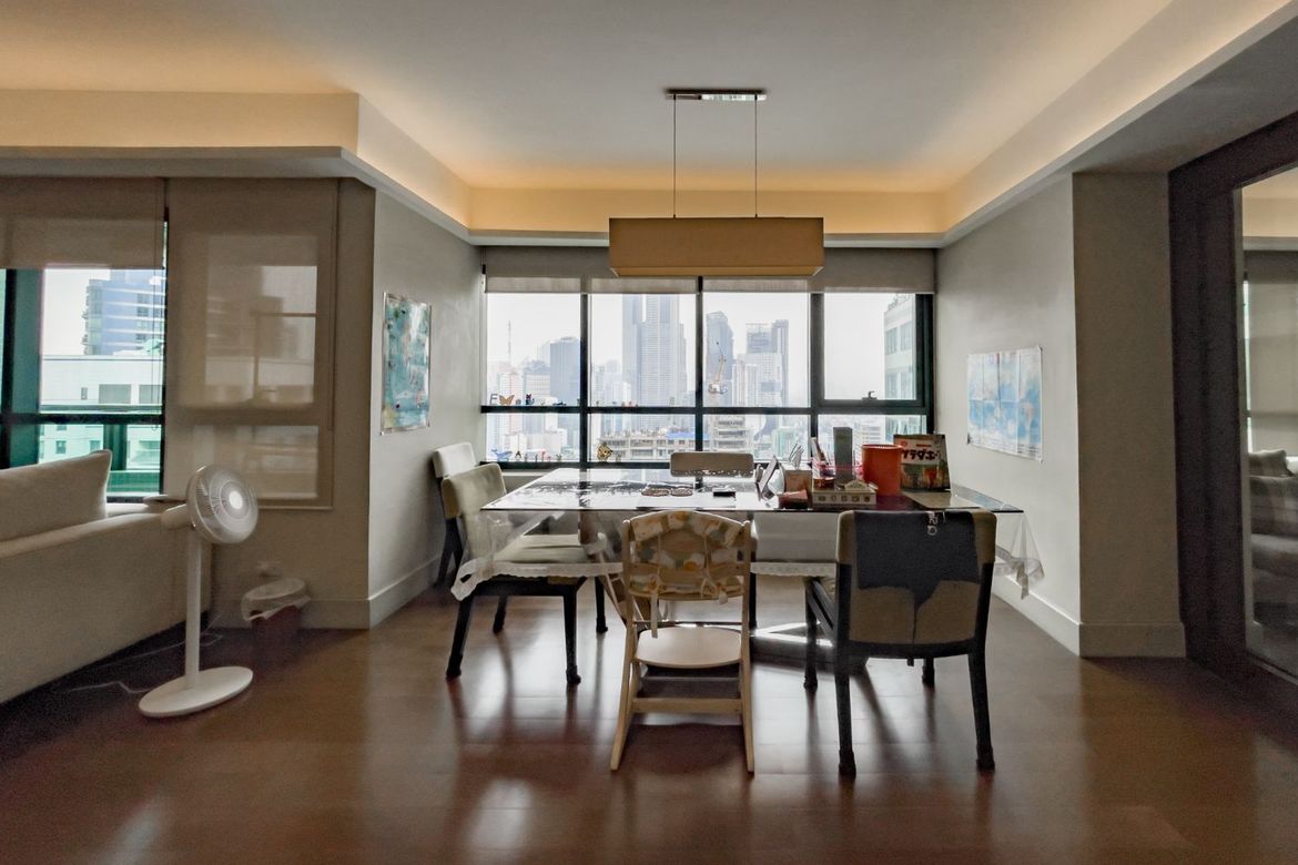 3 Bedroom Condo for Sale in Edades Tower, Rockwell, Makati City near MRT-3 Guadalupe – photo 3