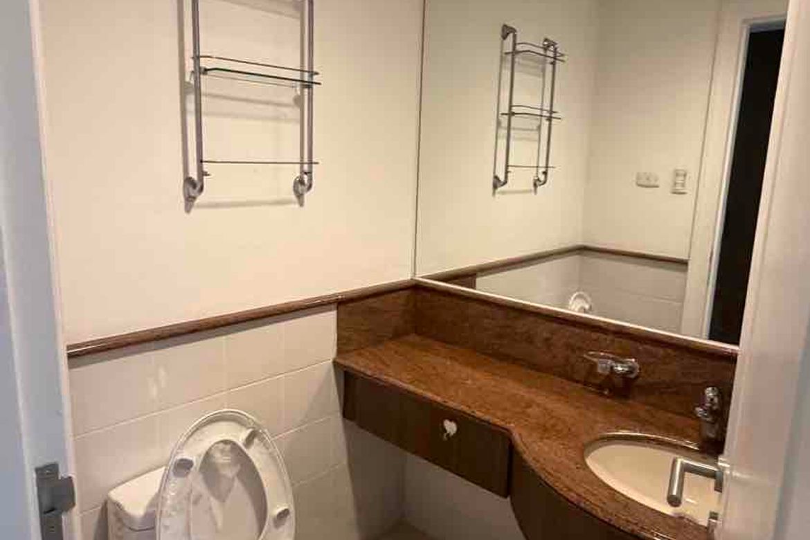 3 Bedroom Condo for Sale in Ermita, Manila, Metro Manila near LRT-1 Pedro Gil – photo 7