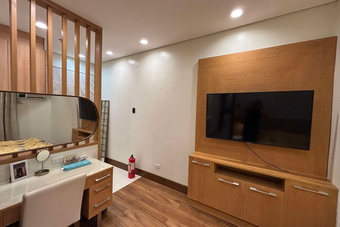 3 Bedroom Condo for Sale in Ermita, Manila, Metro Manila near LRT-1 United Nations – photo 4