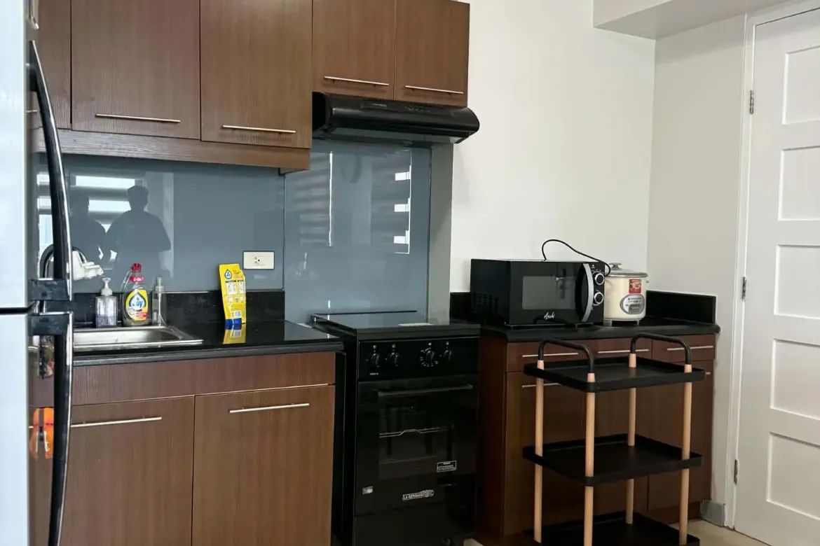 3 Bedroom Condo for Sale in Flair Towers, Highway Hills, Mandaluyong, Metro Manila near MRT-3 Boni – photo 4