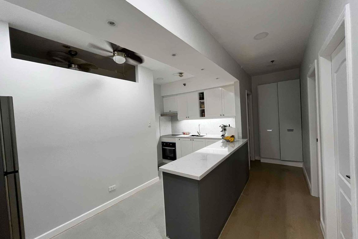 3 Bedroom Condo for Sale in Forbeswood Heights, BGC, Taguig – photo 3