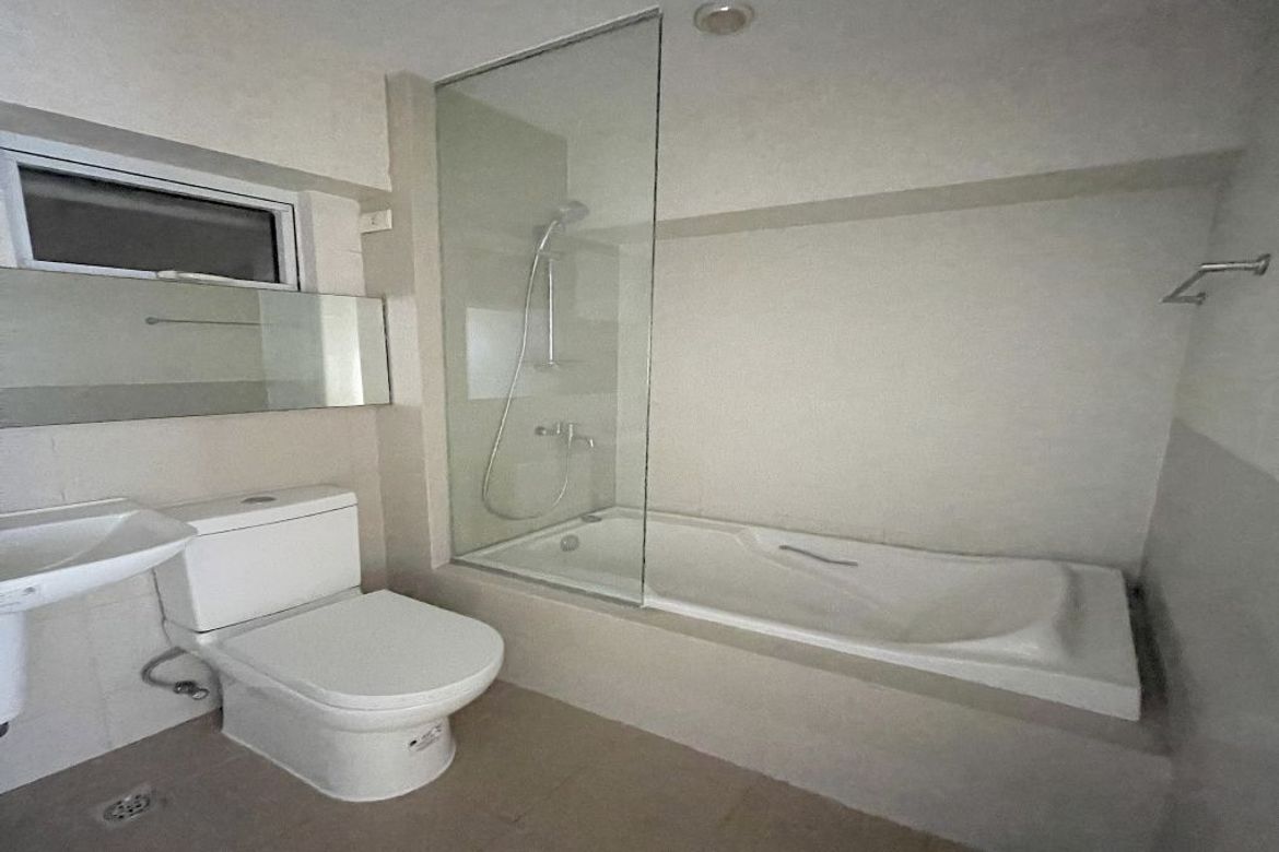 3 Bedroom Condo for Sale in Fort Victoria, BGC, Taguig – photo 6