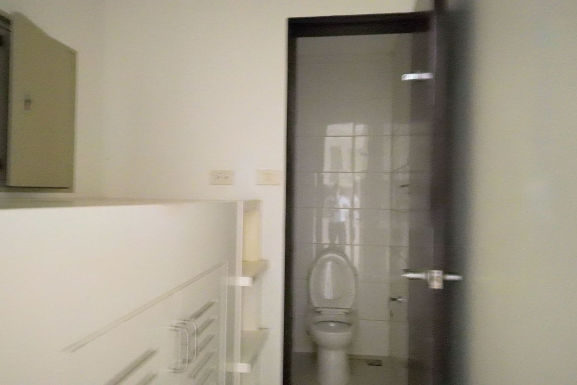 3 Bedroom Condo for Sale in Grand Hyatt Manila Residences, BGC, Taguig, Metro Manila – photo 8