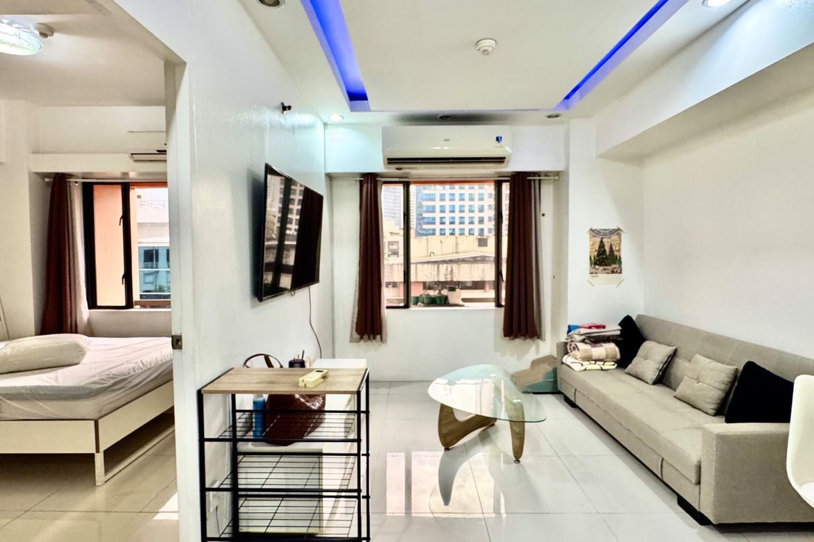 3 Bedroom Condo for Sale in Greenbelt Parkplace, Urdaneta, Makati City near MRT-3 Ayala – photo 4