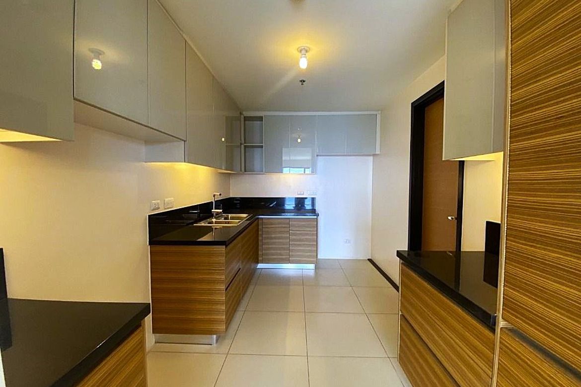 3 Bedroom Condo for Sale in Greenhills, San Juan, Metro Manila near MRT-3 Santolan – photo 4