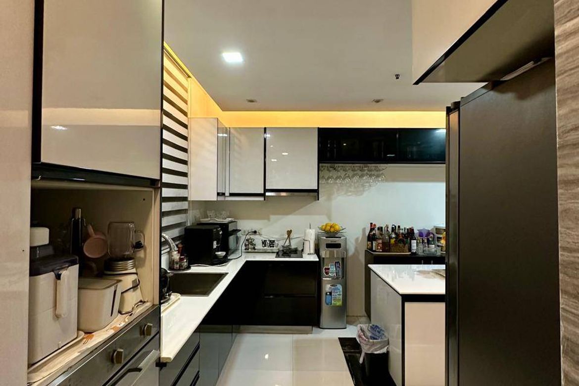 3 Bedroom Condo for Sale in Greenhills, San Juan, Metro Manila near MRT-3 Santolan – photo 2