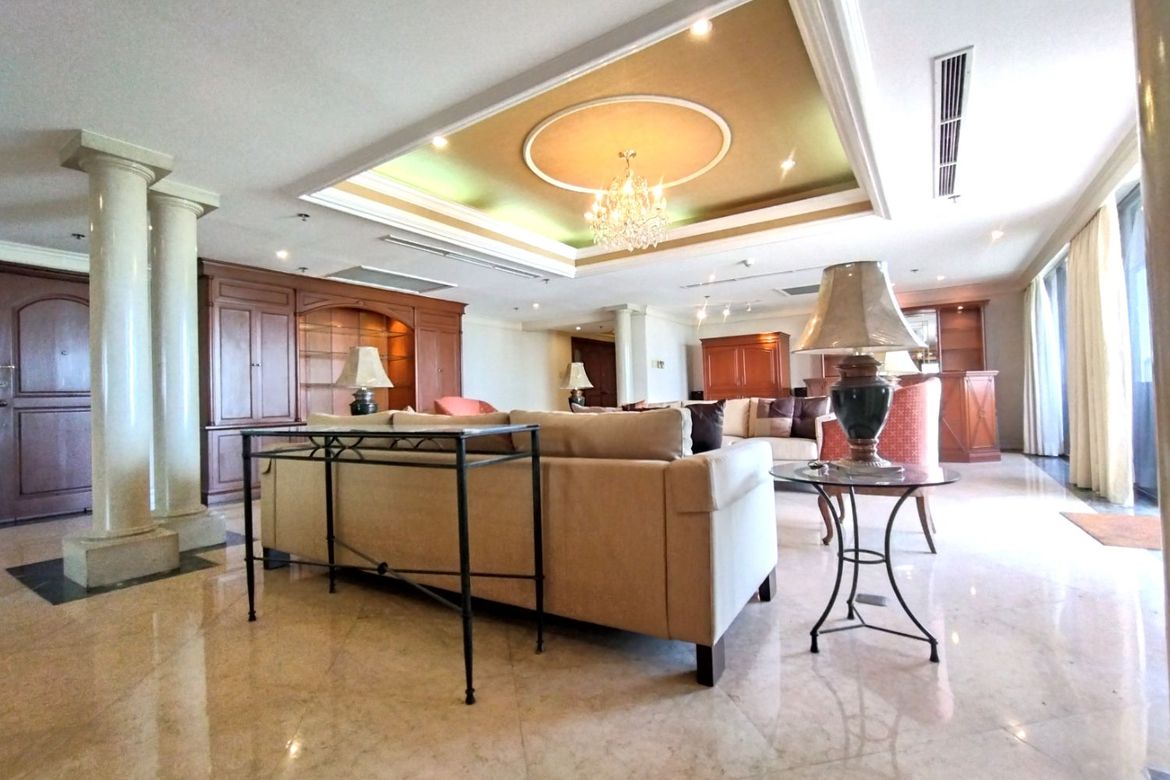 3 Bedroom Condo for Sale in Greenhills, San Juan, Metro Manila near MRT-3 Santolan – photo 4