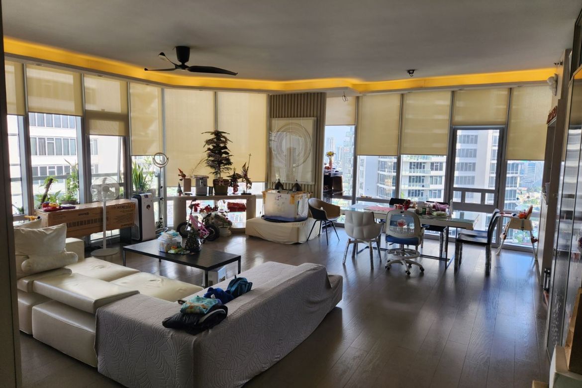 3 Bedroom Condo for Sale in Guadalupe Viejo, Makati, Metro Manila near MRT-3 Guadalupe