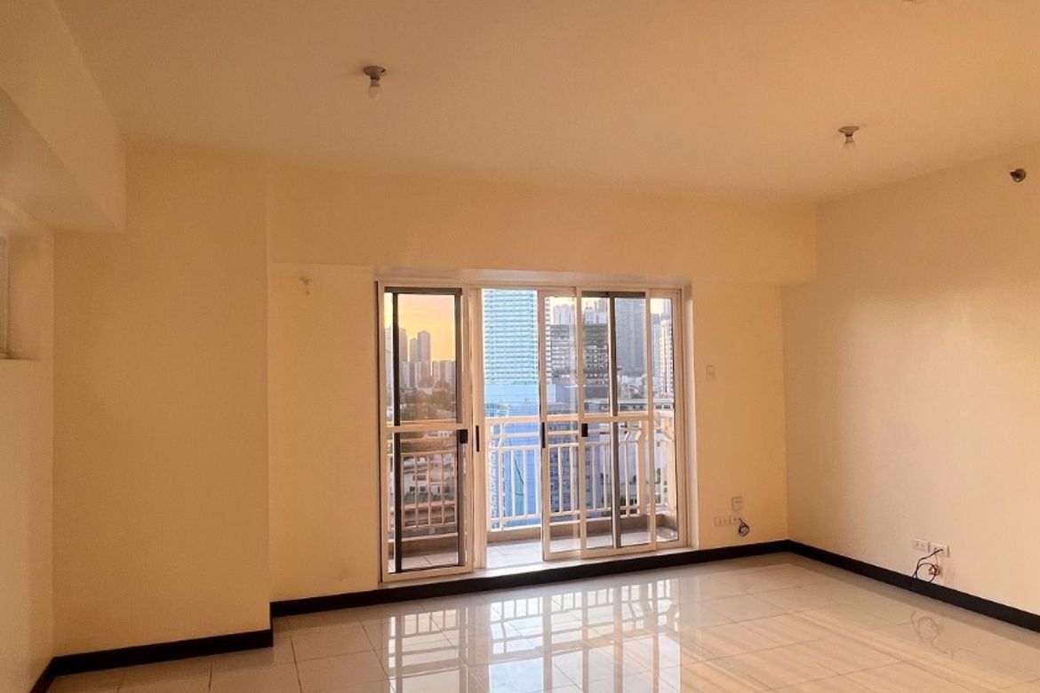 3 Bedroom Condo for Sale in Kalea Heights, Guadalupe, Cebu City, Cebu