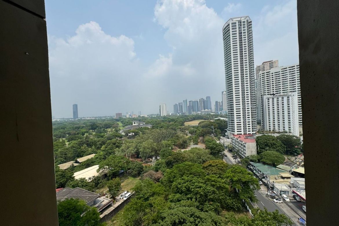 3 Bedroom Condo for Sale in Lee Gardens, Addition Hills, Mandaluyong, Metro Manila