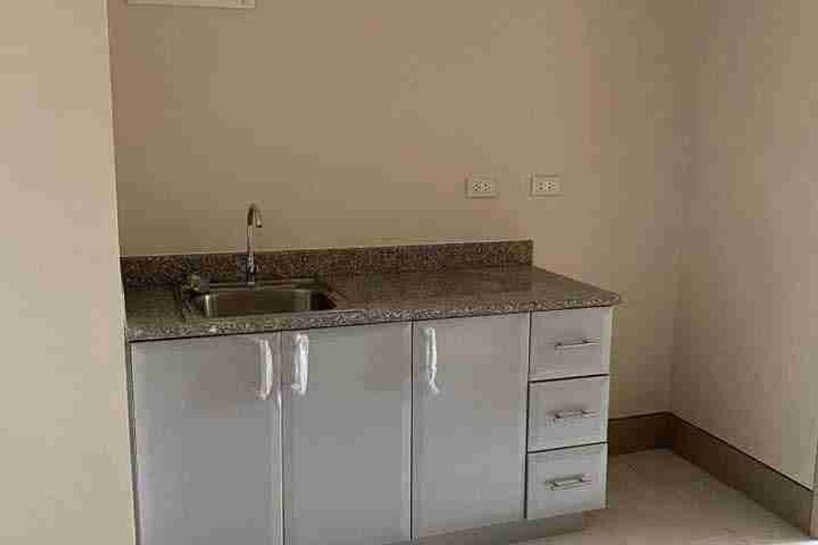 3 Bedroom Condo for Sale in Little Baguio Terraces, Ermitaño, San Juan, Metro Manila near LRT-2 J. Ruiz