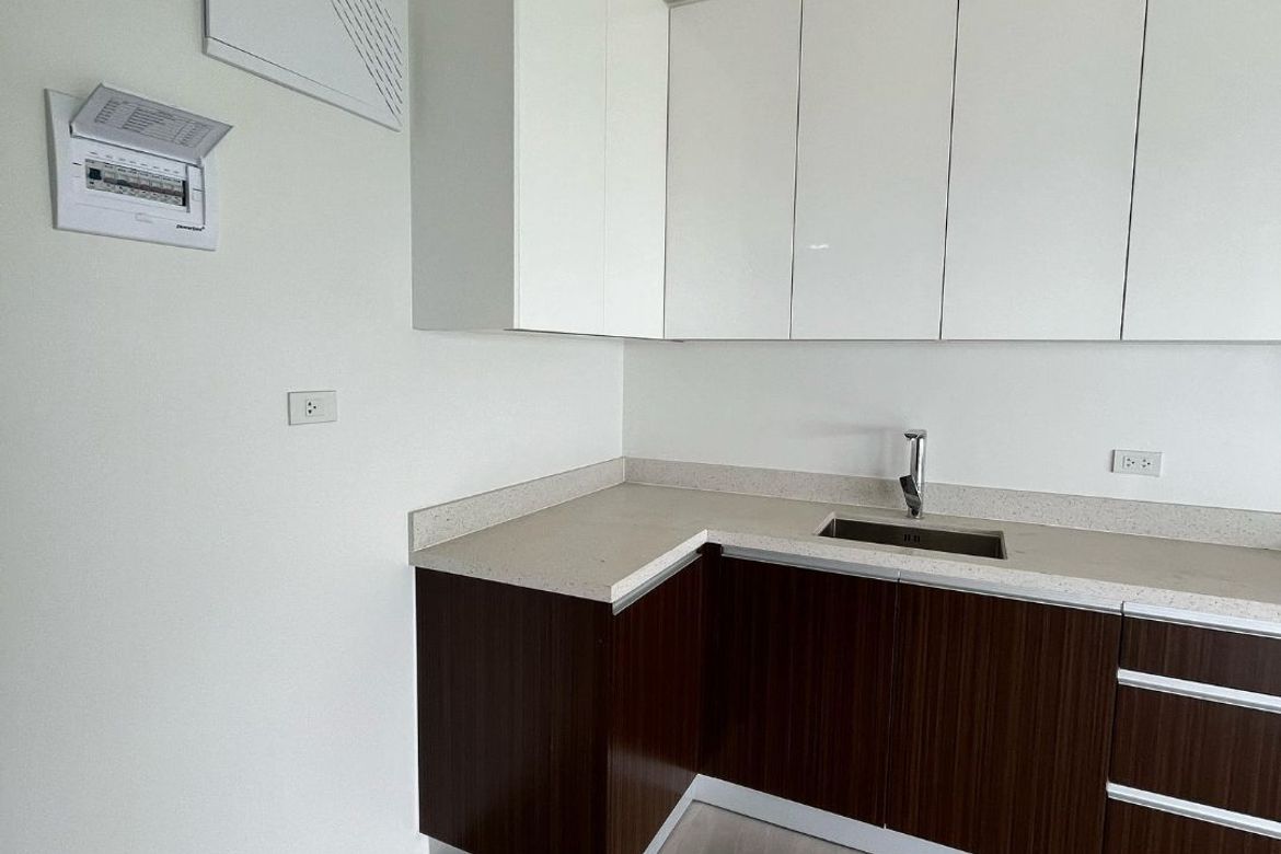 3 Bedroom Condo for Sale in Mactan, Lapu-Lapu, Cebu – photo 2