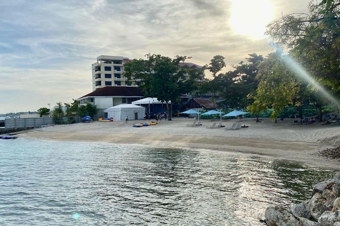 3 Bedroom Condo for Sale in Mactan, Lapu-Lapu, Cebu