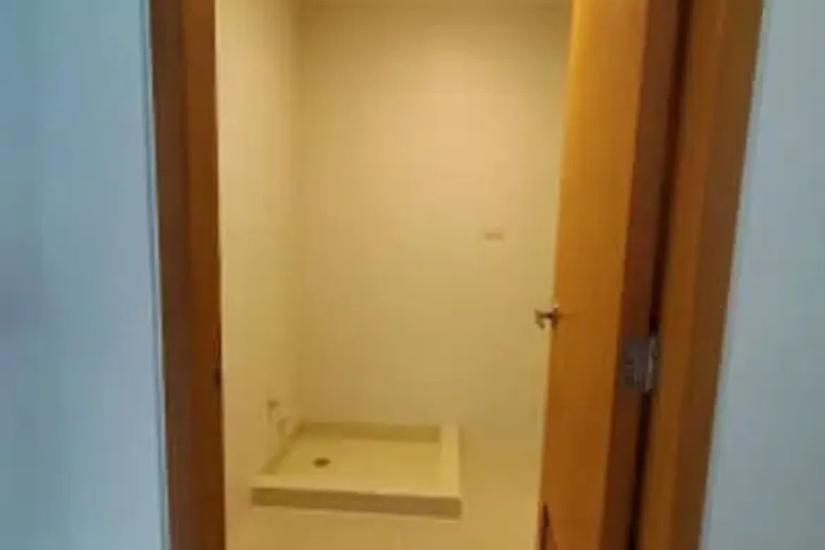 3 Bedroom Condo for Sale in Madison Park West, BGC, Taguig – photo 4
