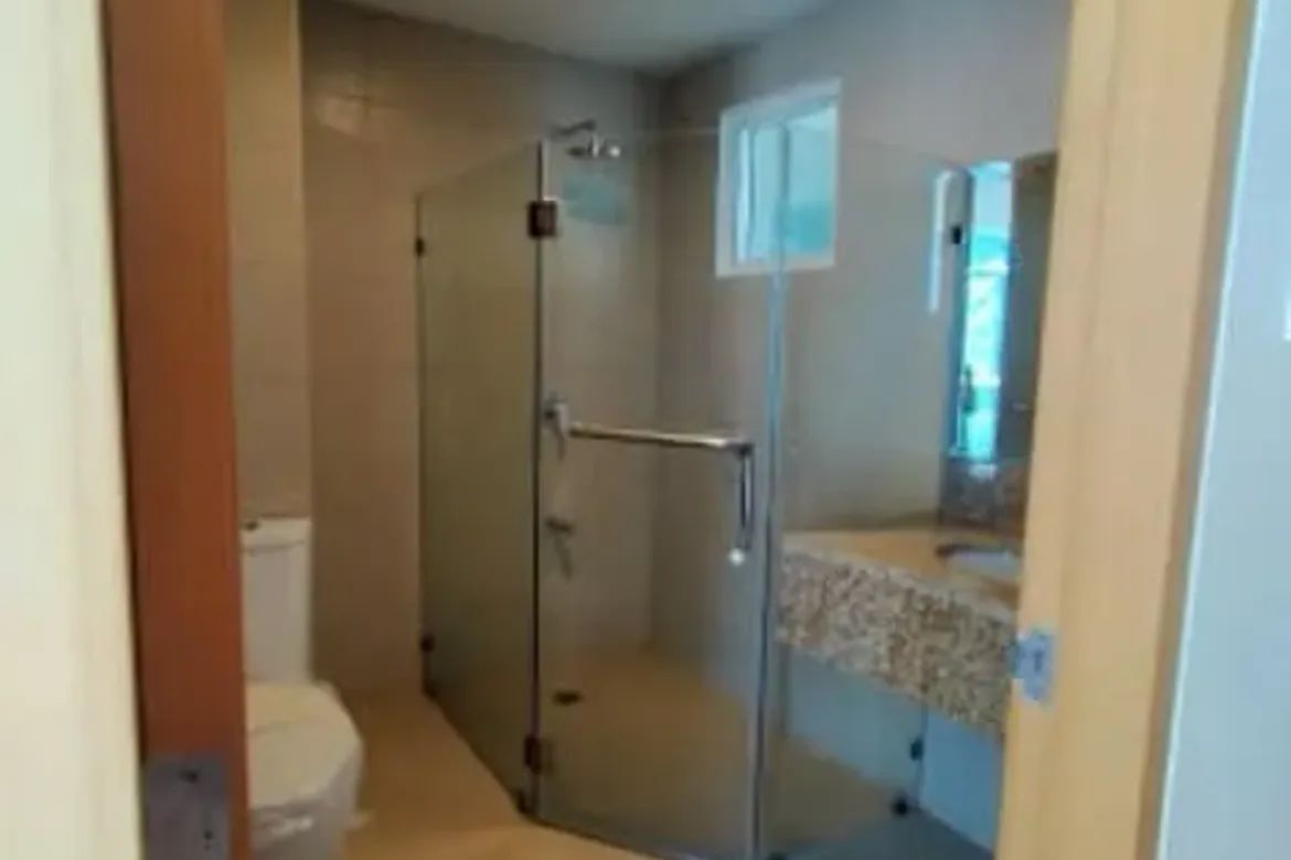 3 Bedroom Condo for Sale in Madison Park West, BGC, Taguig – photo 13