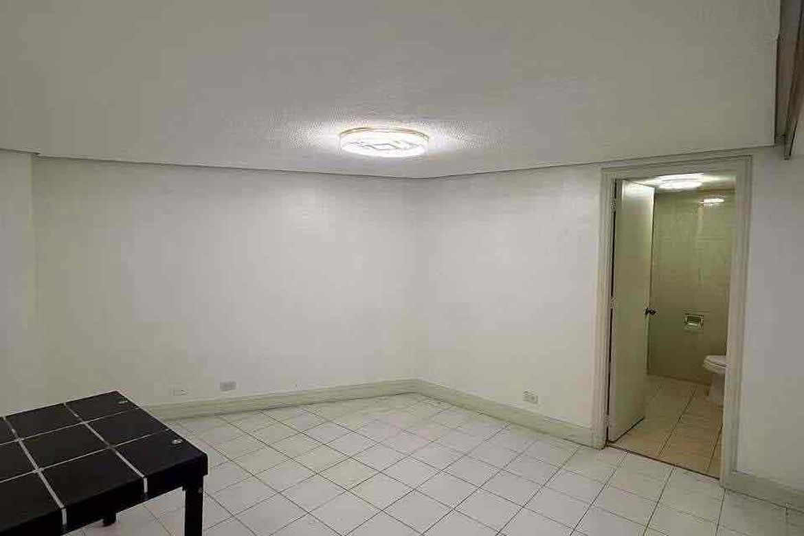 3 Bedroom Condo for Sale in Malate, Manila, Metro Manila near LRT-1 Vito Cruz – photo 8