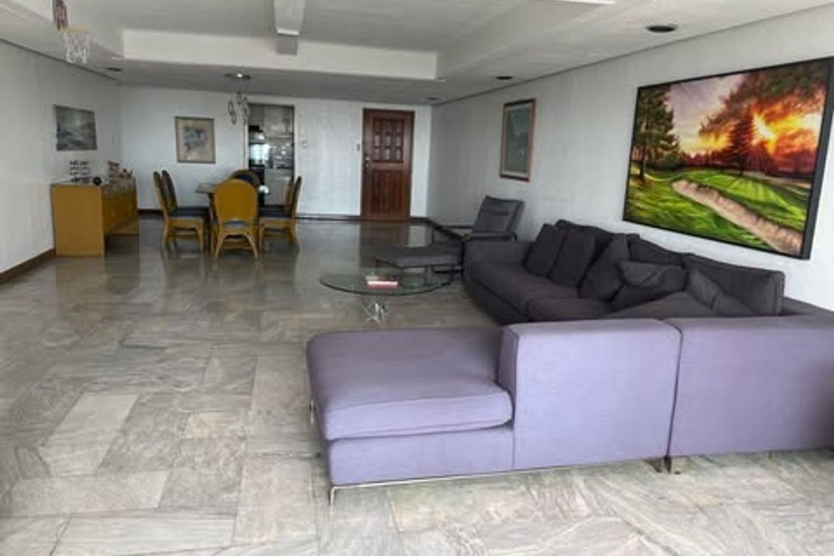 3 Bedroom Condo for Sale in Malate, Manila, Metro Manila near LRT-1 Vito Cruz