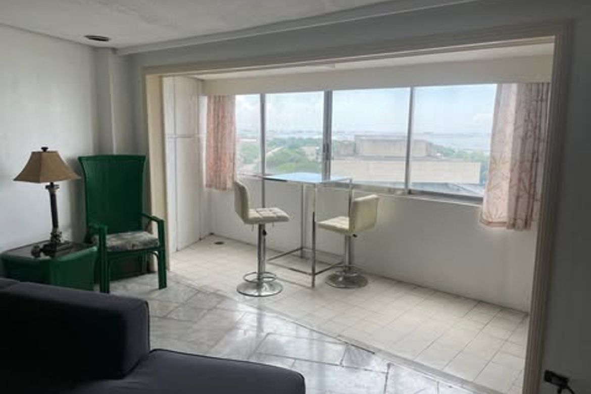 3 Bedroom Condo for Sale in Malate, Manila, Metro Manila near LRT-1 Vito Cruz – photo 5