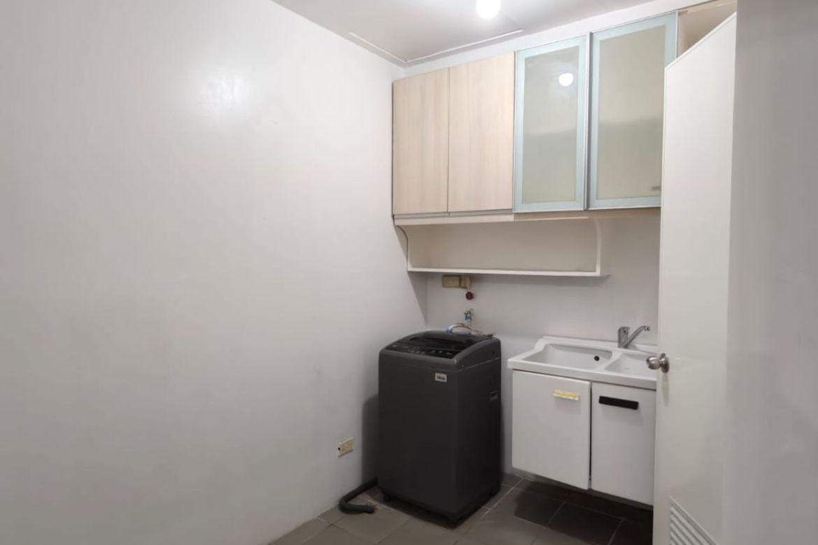 3 Bedroom Condo for Sale in Malate, Manila, Metro Manila near LRT-1 Vito Cruz – photo 5